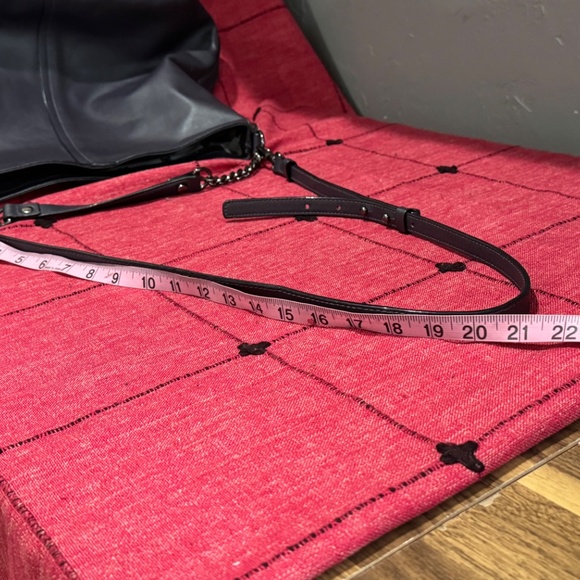 Vintage Antonio Melani Genuine Leather Crosby Hand/Shoulder Bag - Picture 14 of 15